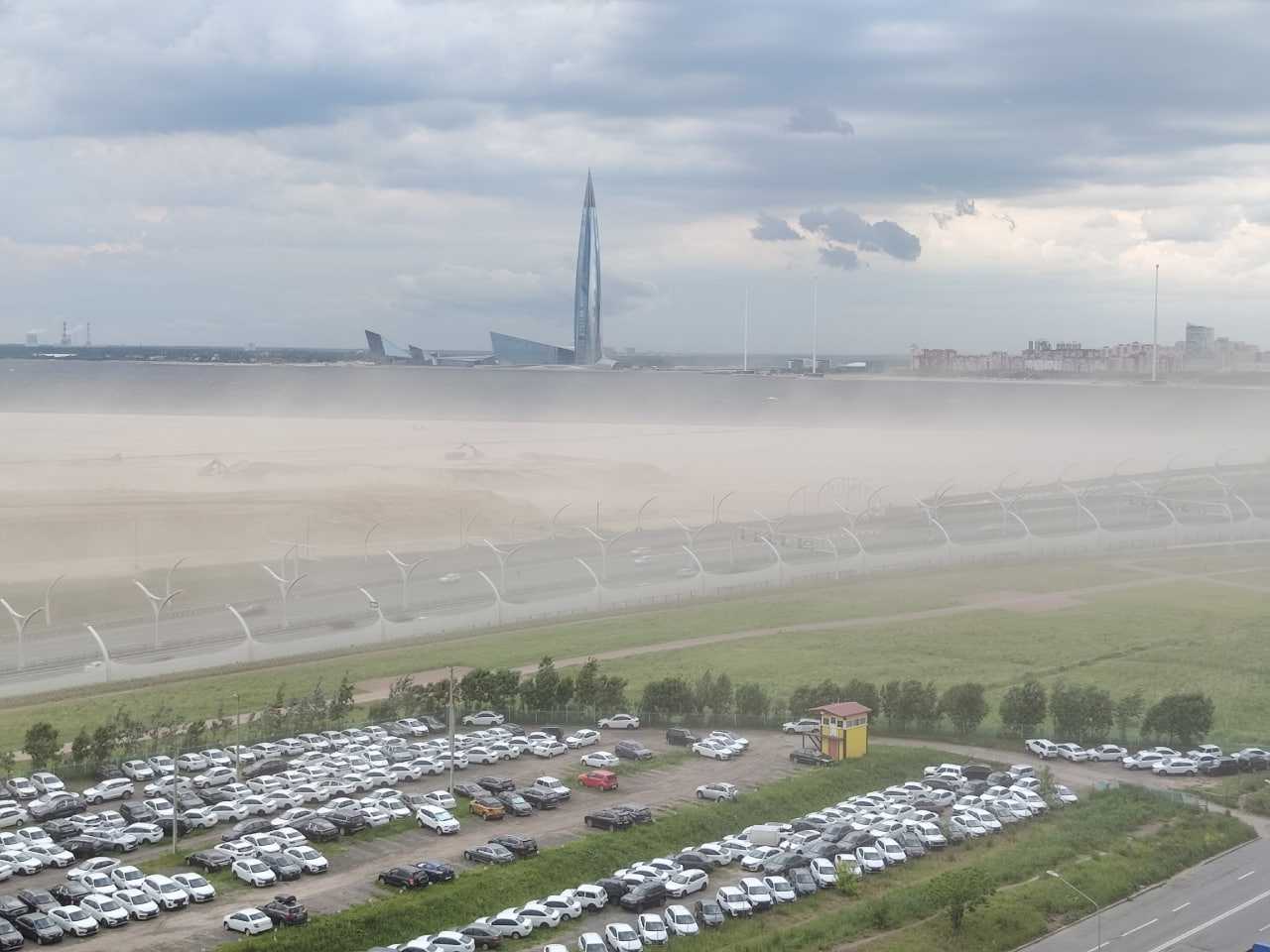 Намыло гражданский протест, экологическую катастрофу и детскую онкологию. Чем ЛСР изгоняют с Васильевского острова