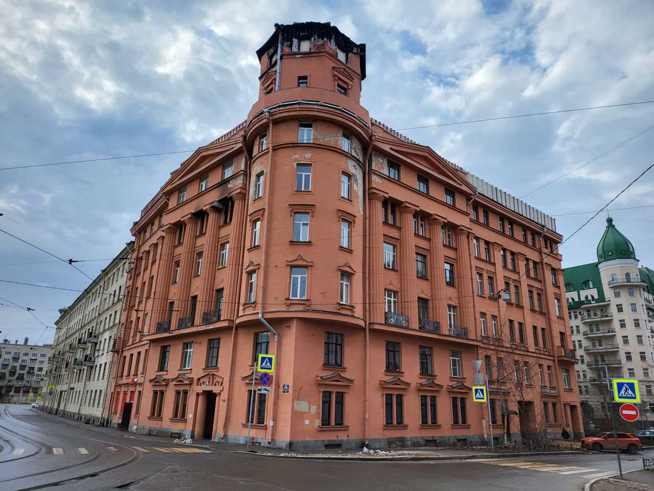 Сгоревший Чубаков, потерпевший «Мастер Руф», временный Шутов – так тратит миллиарды петербургский ФКР