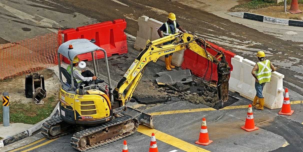 Петербургские мосты переоденут в новый асфальт за 387 млн рублей