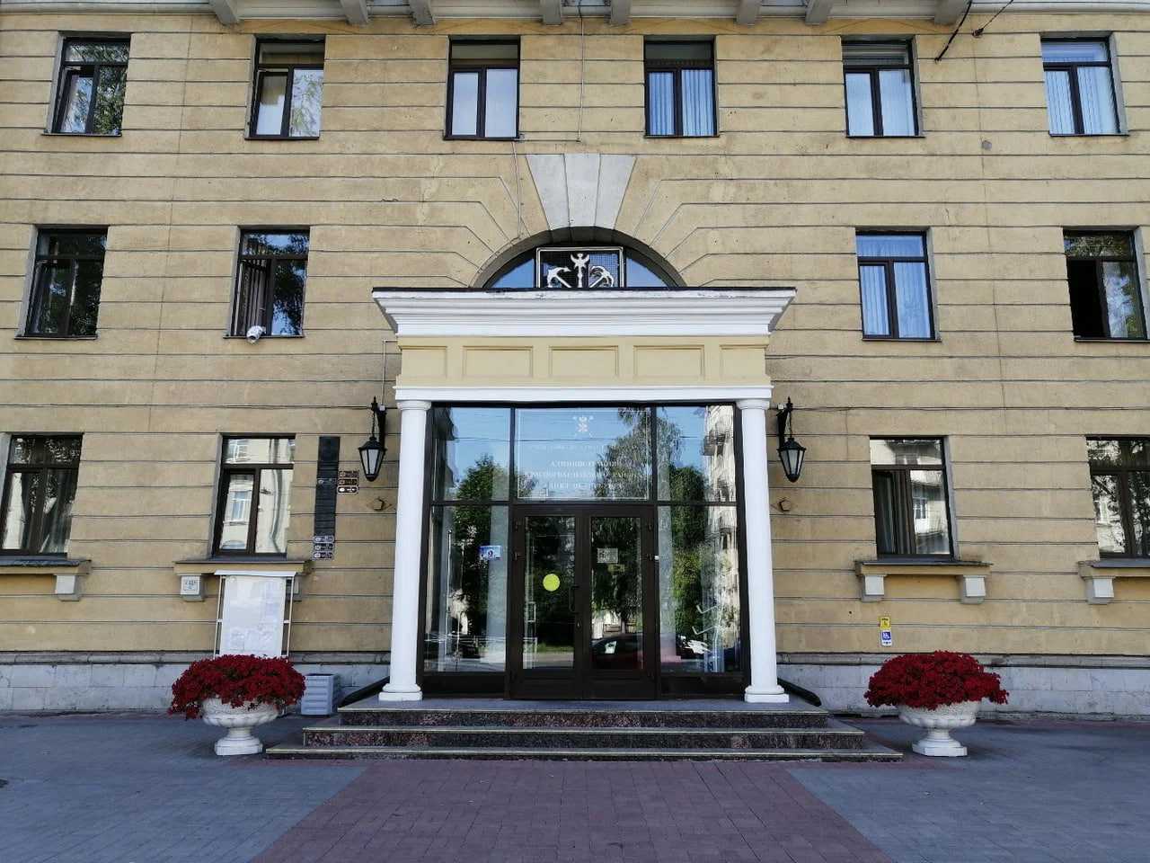 «Красной гвардии» именем Ленина: так просто взять под полмиллиарда рублей