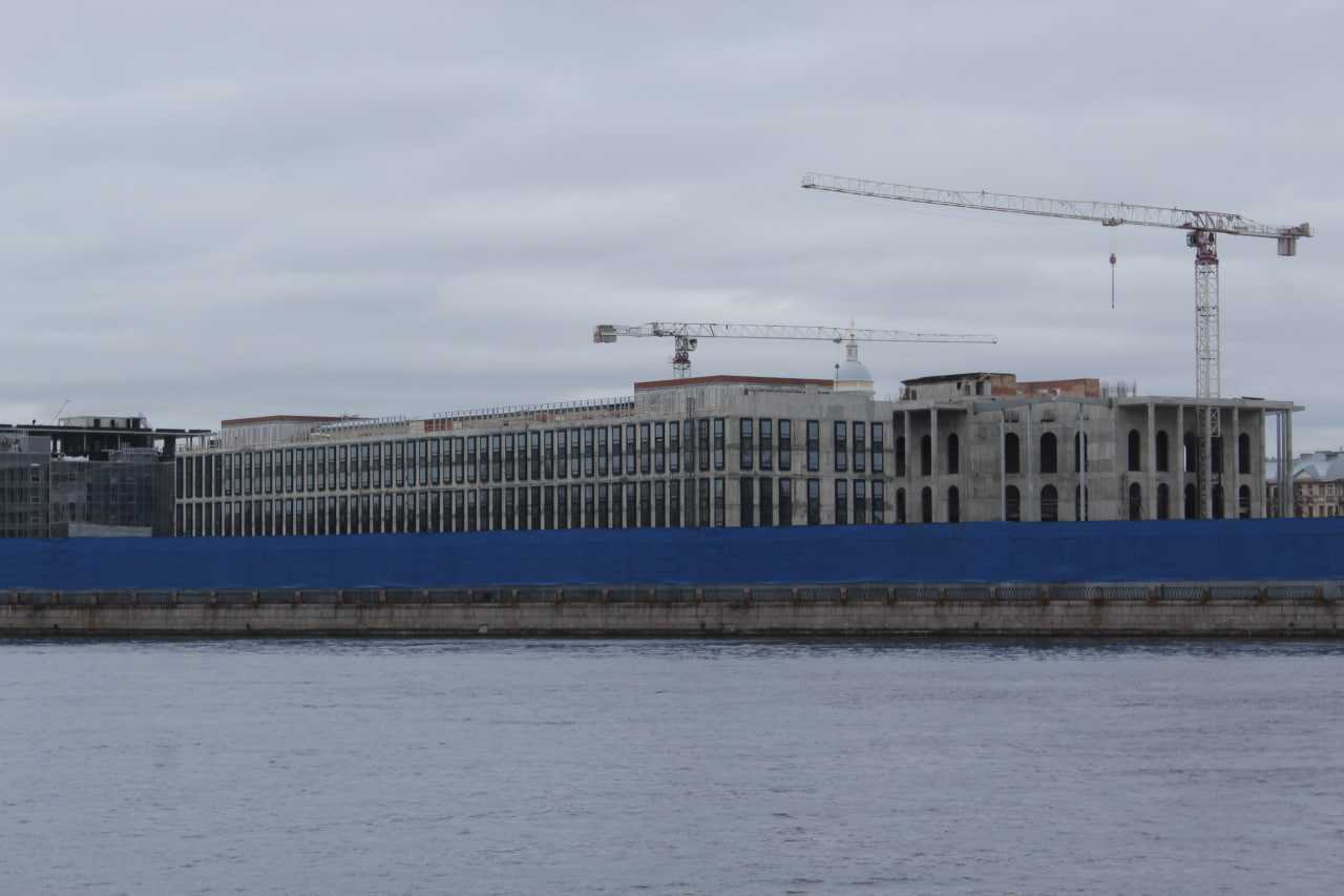 В Петербурге капремонт набережных не видит берегов